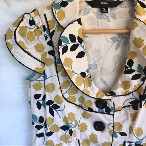 MOSSIMO | Multicolored Floral Cap Sleeve Blazer - Picture 2 of 5